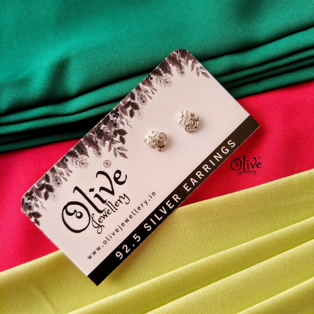 Cat Studs -92.5 Silver
