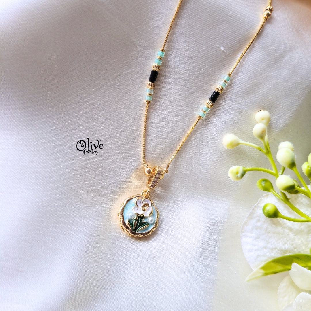 SS Enamel Black Beads Chain - 94( Gold Shade )