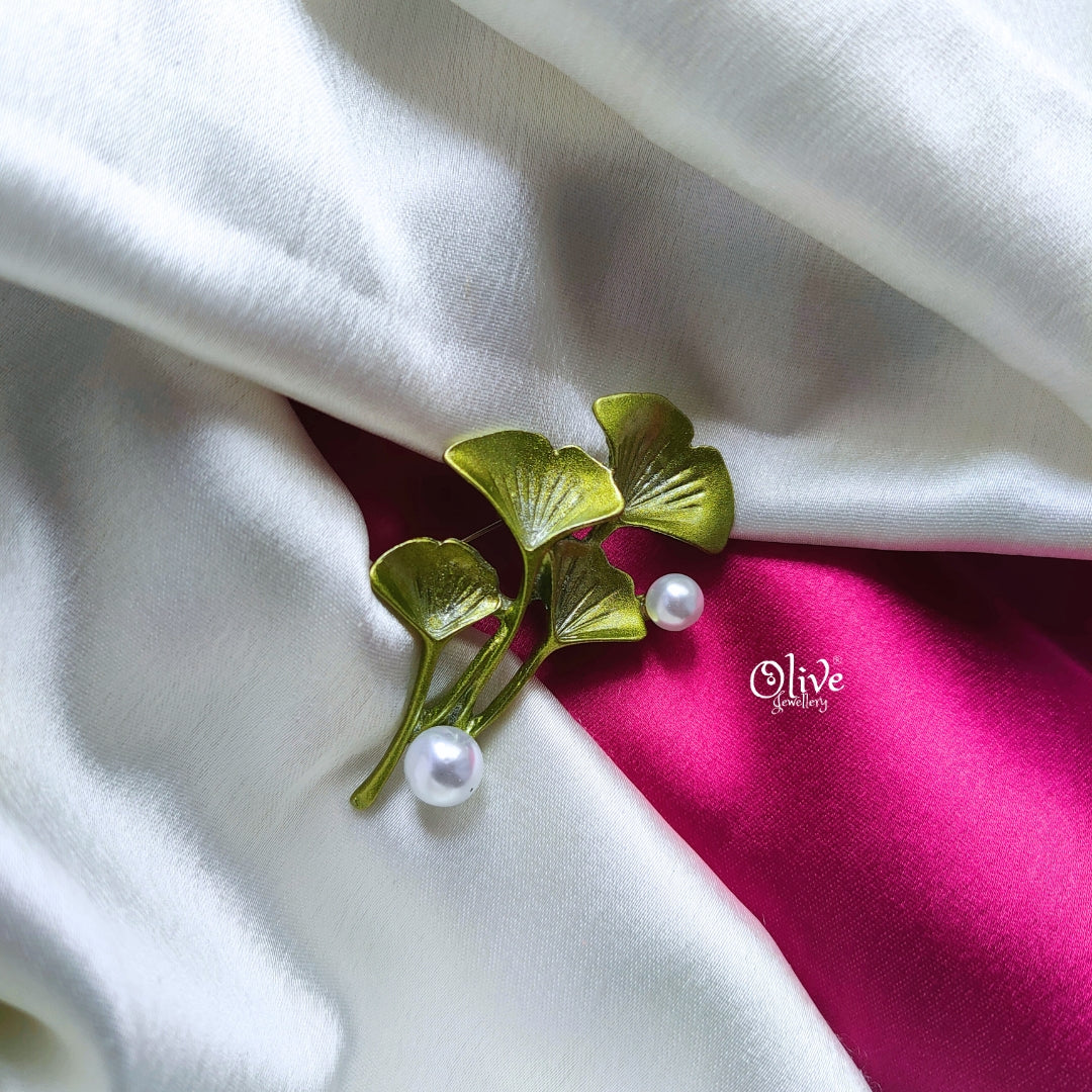 The Louts Leaf Brooch