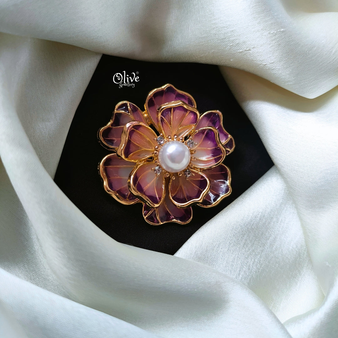 The Vintage Flower brooch