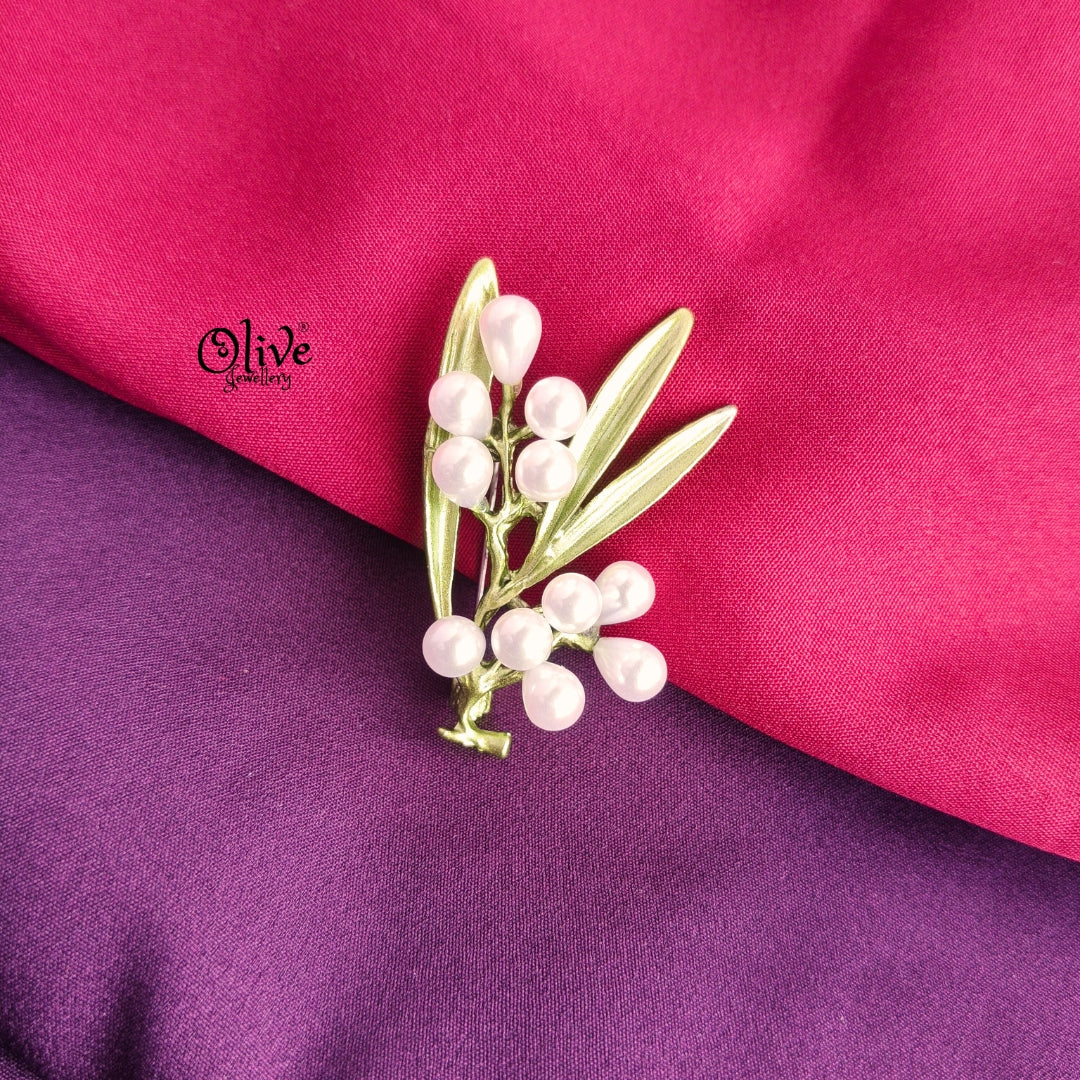 Floral Pearl Brooch
