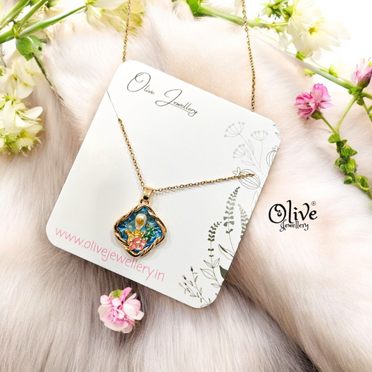 Enamel Pendants - Diamond Shape Pearl