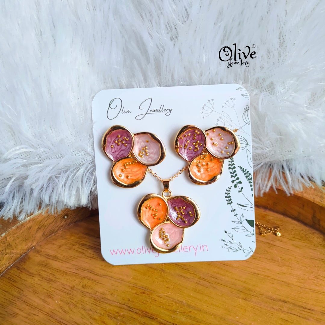 Enamel Pendent - 124 - Pendent with Earrings (Combo Set)