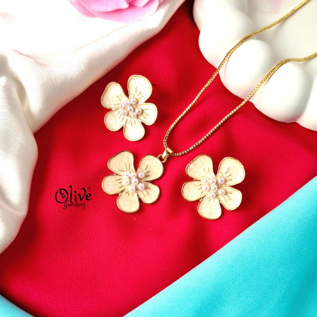 Enamel Pendant Set - 304