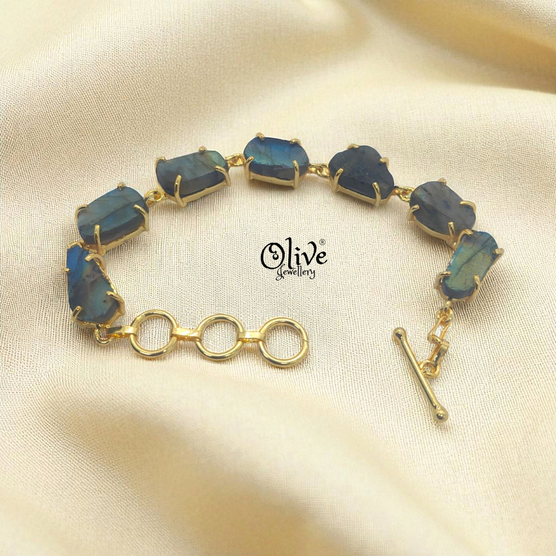 Natural Stone Bracelet - Claw Fitting - Seven Stones - Rough Shape - 33