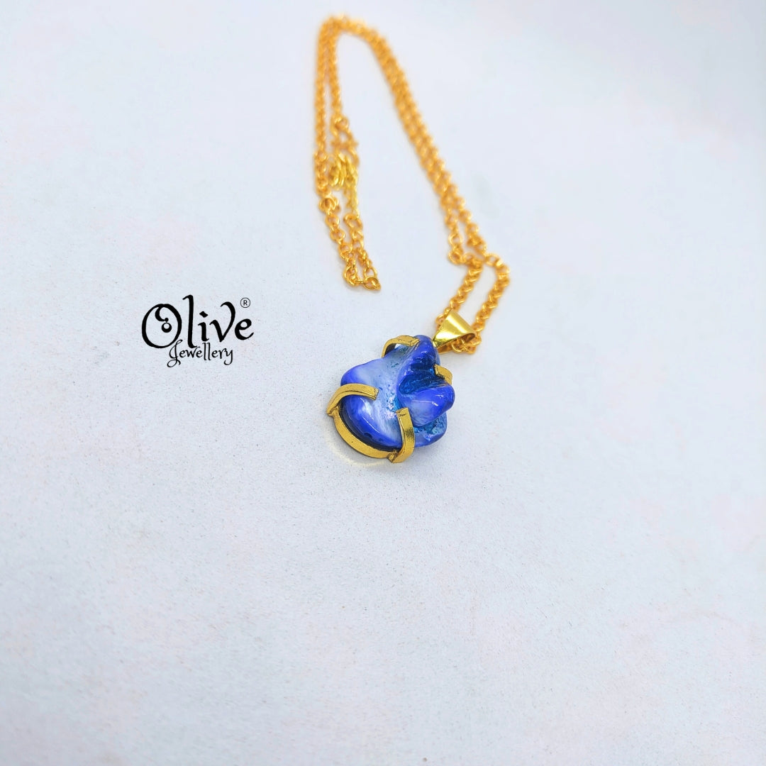 Golden Brass Collection Pendent - 18