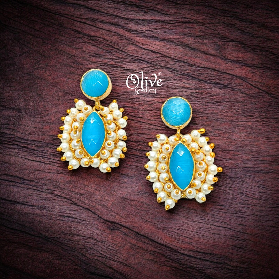 Golden Brass Earrings - 212
