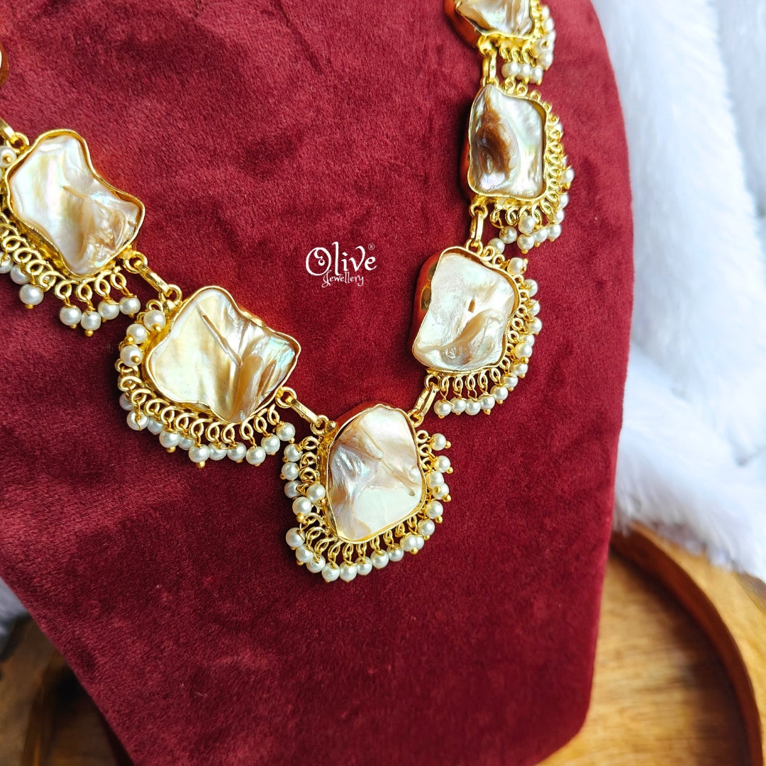 Natural Stone Neckset - MOP Neckset