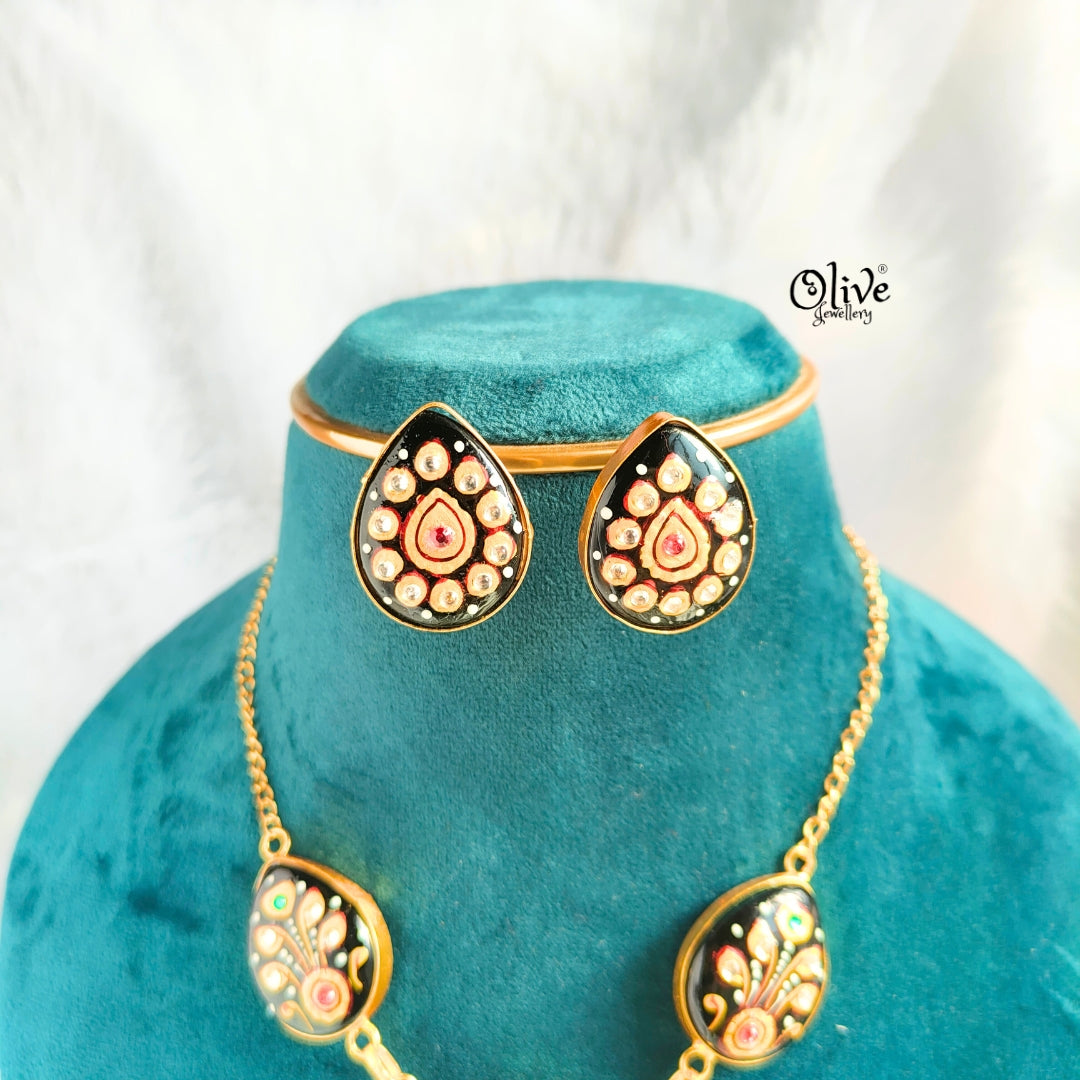 Tanjore Monalisa Pendent