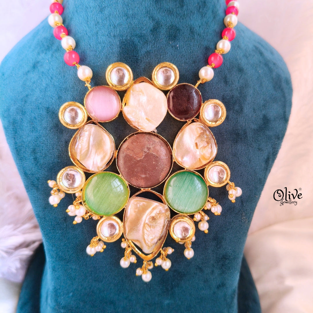 MOP Pendent