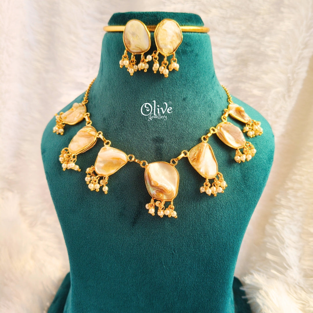 Natural Stone Neck Set-175