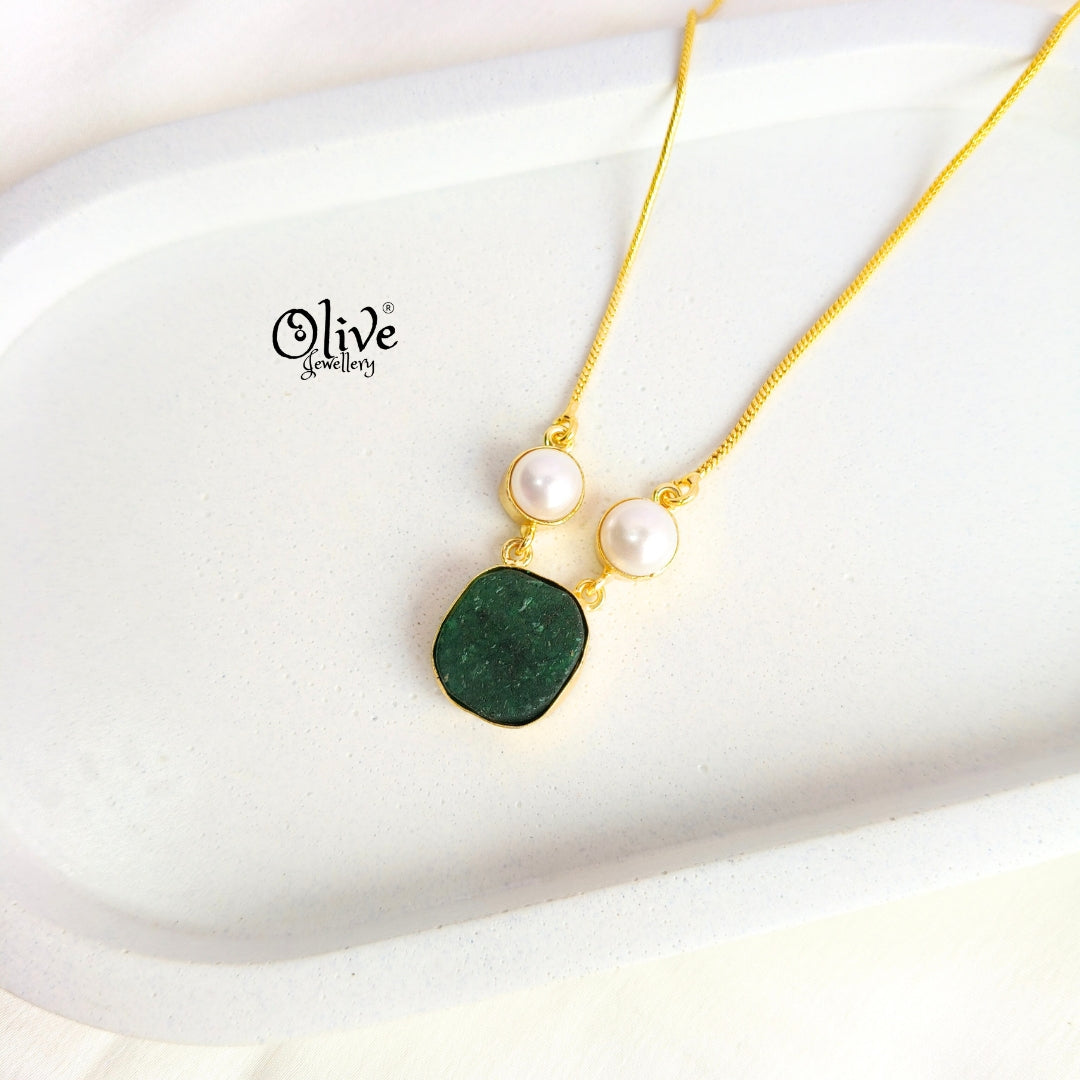 Gem Stone Collection Pendent - Collet Fitting - Rough Shape - 2 Pearls