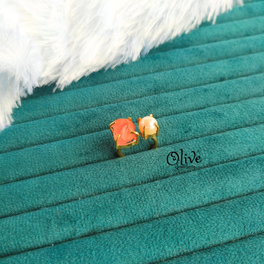 Natural Stone Finger Rings - Claw Fitting - Rough Shape - Single Stone with Pearl