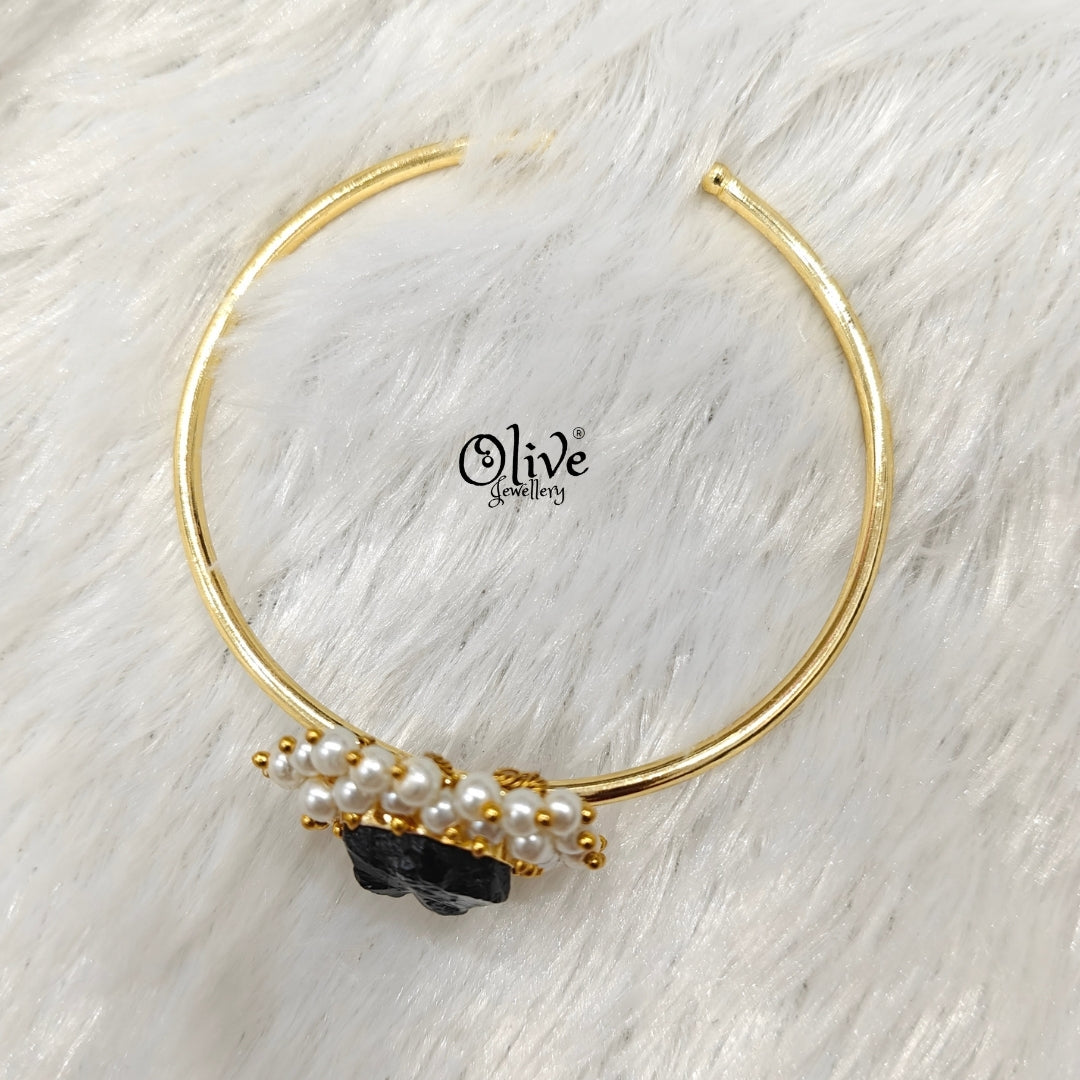Natural Stones Kada - Collet Fitting - Rough Shape and Pearls