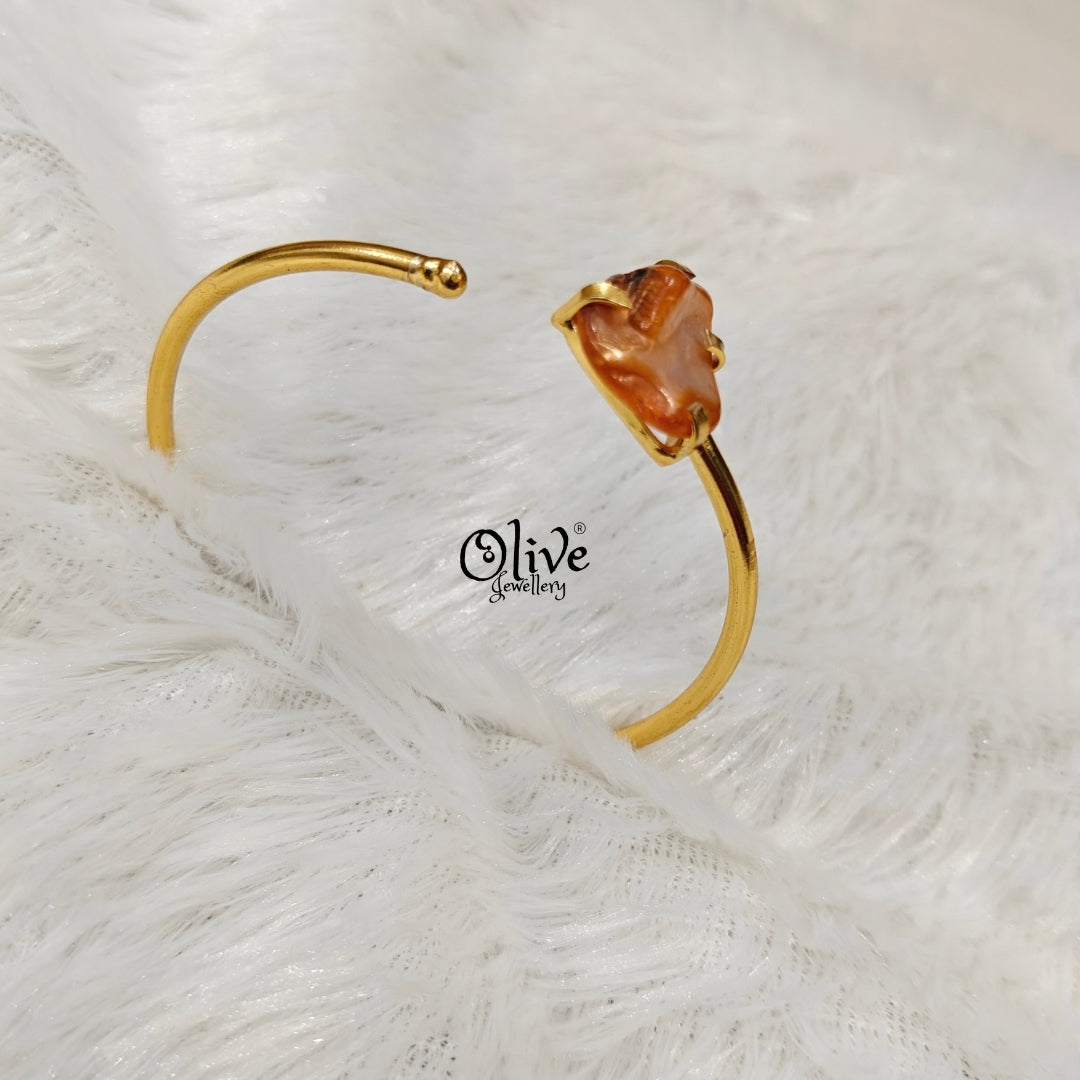 Natural Stones Kada - Claw Fitting - MOP