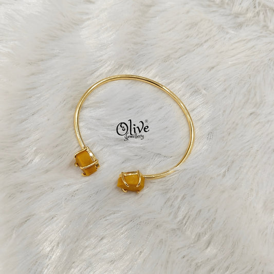 Natural Stones Kada - Claw Fitting - Drop Shape -