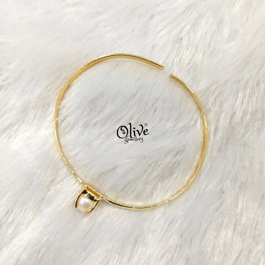 Fresh Water Pearls - Claw Fitting - Single Pearl