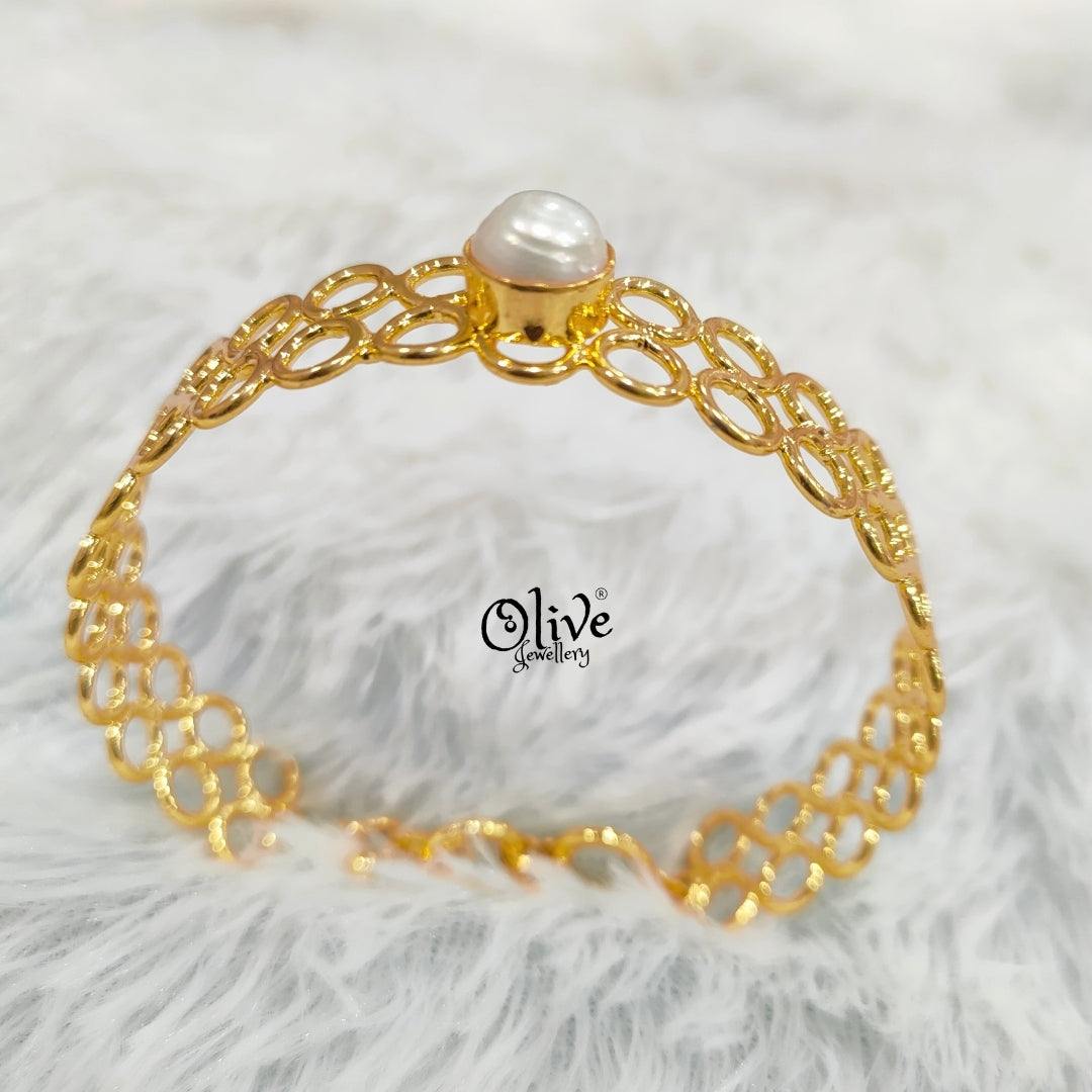 Fresh Water Pearl - Collet Fitting - Big Kada - Single Pearl