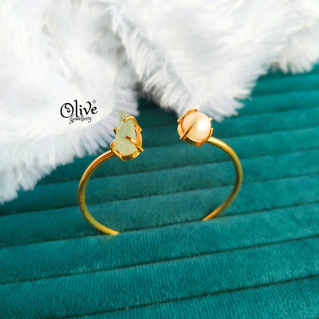 Natural Stone Kada - Claw Fitting - Rough Shape - Single Pearl