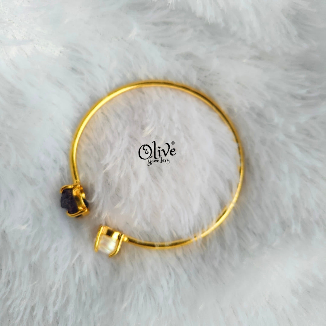 Natural Stone Kada - Claw Fitting - Rough Shape - Single Pearl