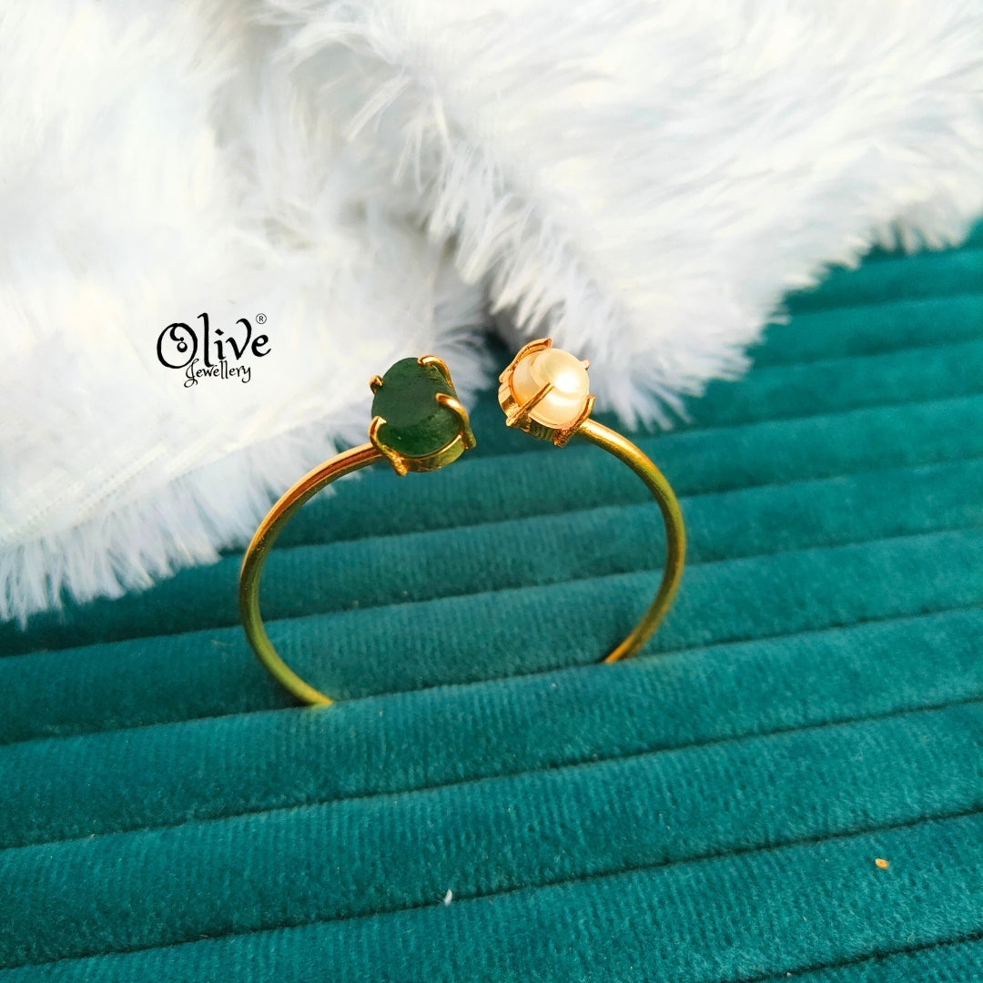 Natural Stone Kada - Claw Fitting - Rough Shape - Single Pearl