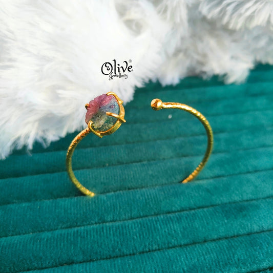 Natural Stone Kada - Claw Fitting - Colored Crystal