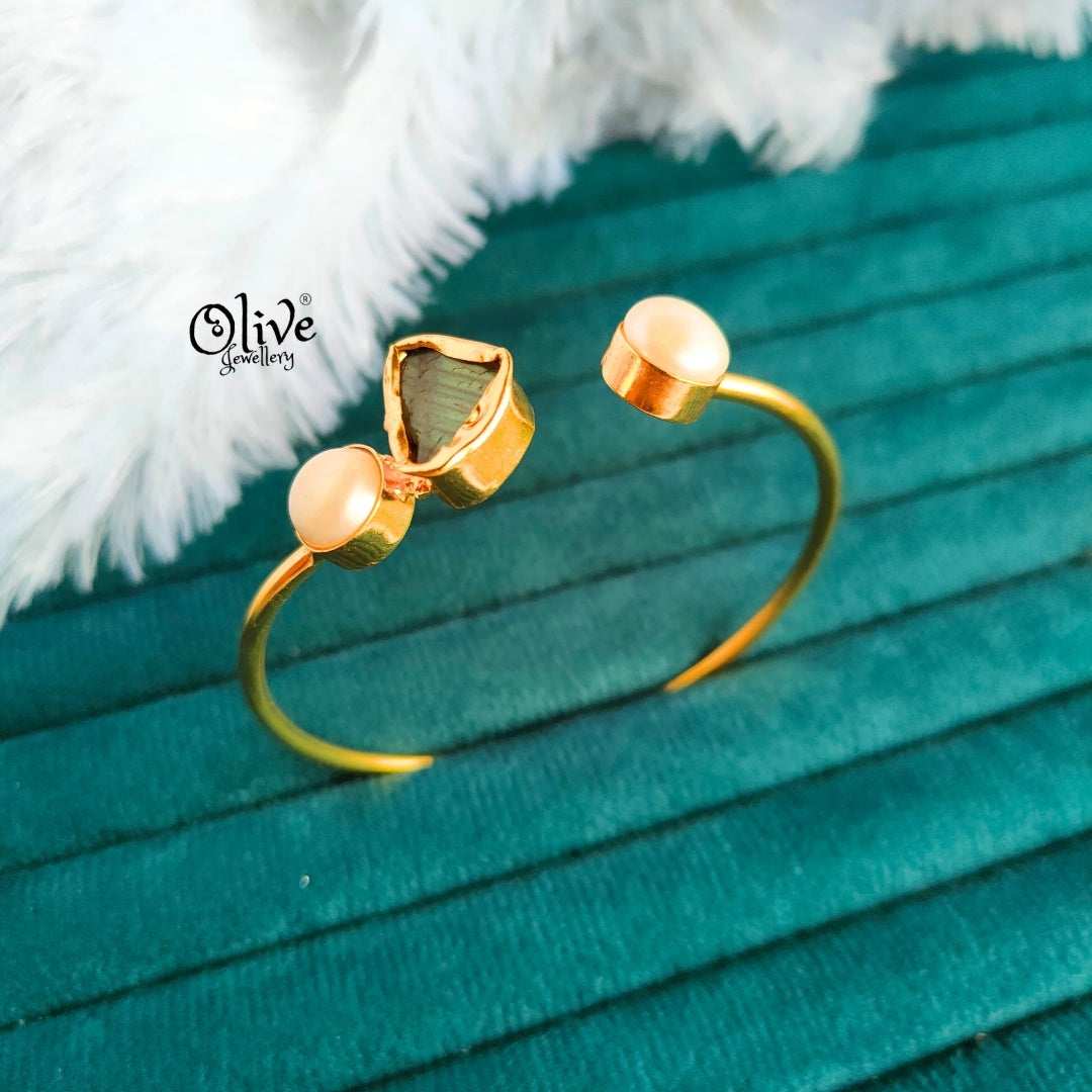 Natural Stone Kada - Collet Fitting - Single Stone - Double Pearls