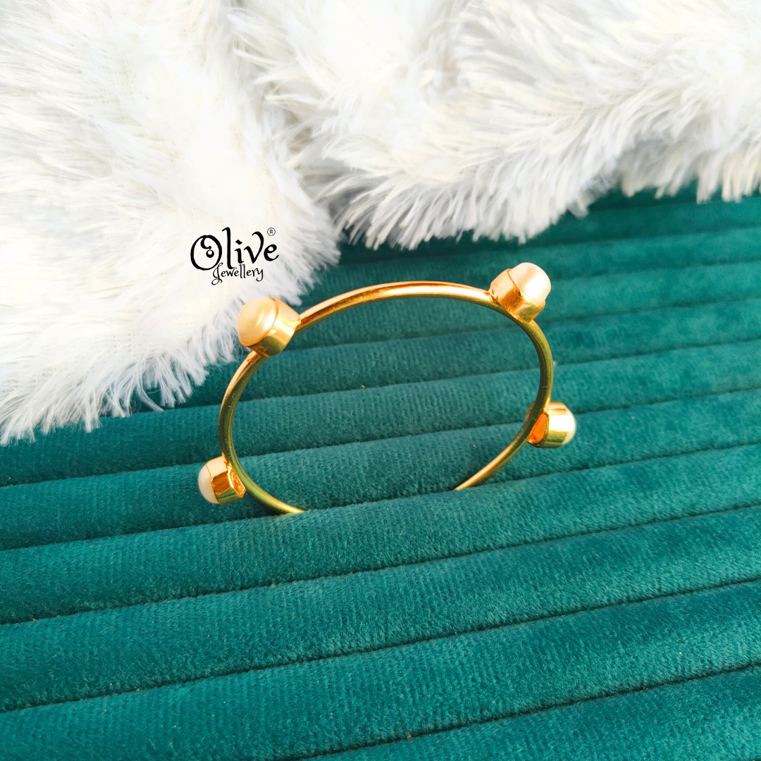 Fresh Water Pearl Kada - 4 Pearls - Collet Fitting