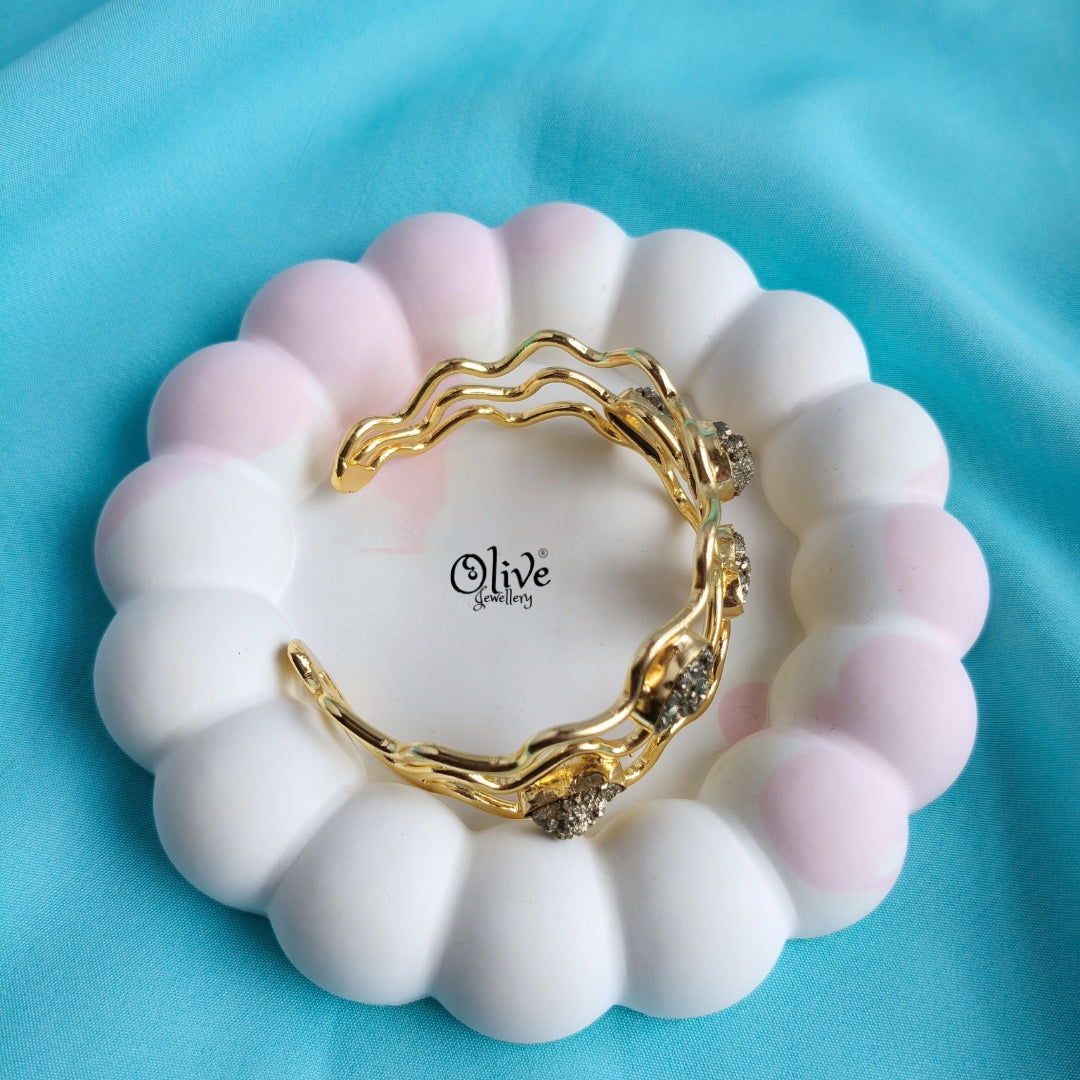 Pyrite Stone Kada - Collet Fitting - 231