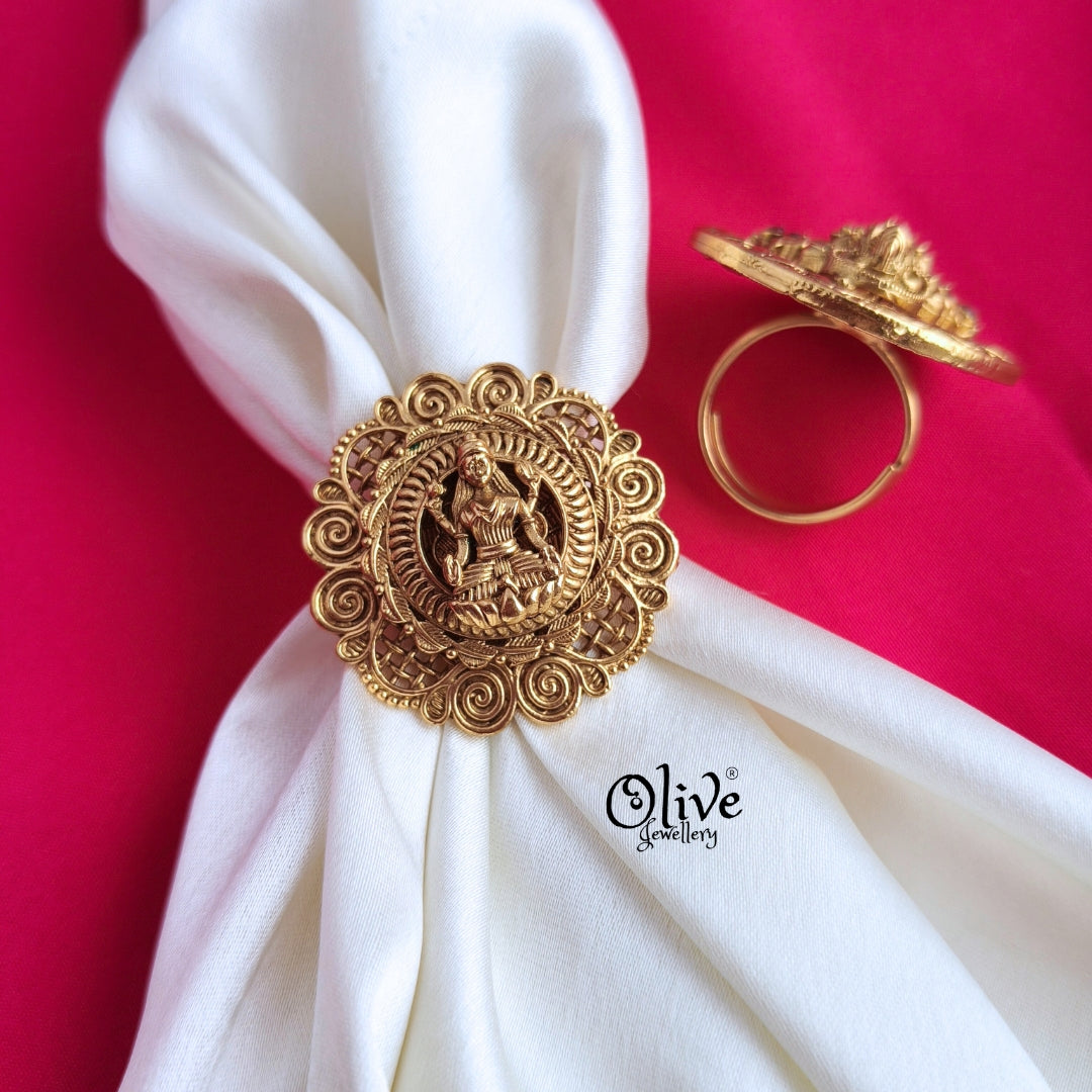 Laksmi Devi Matt Finish Finger Ring-015