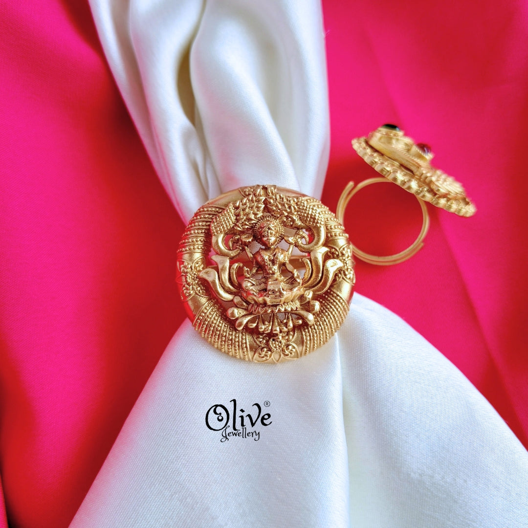 Laksmi Devi Matt Finish Finger Ring-016