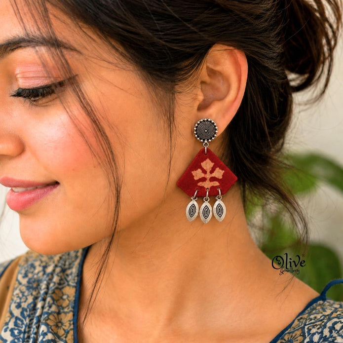 Handmade Kalamkari Earrings -099