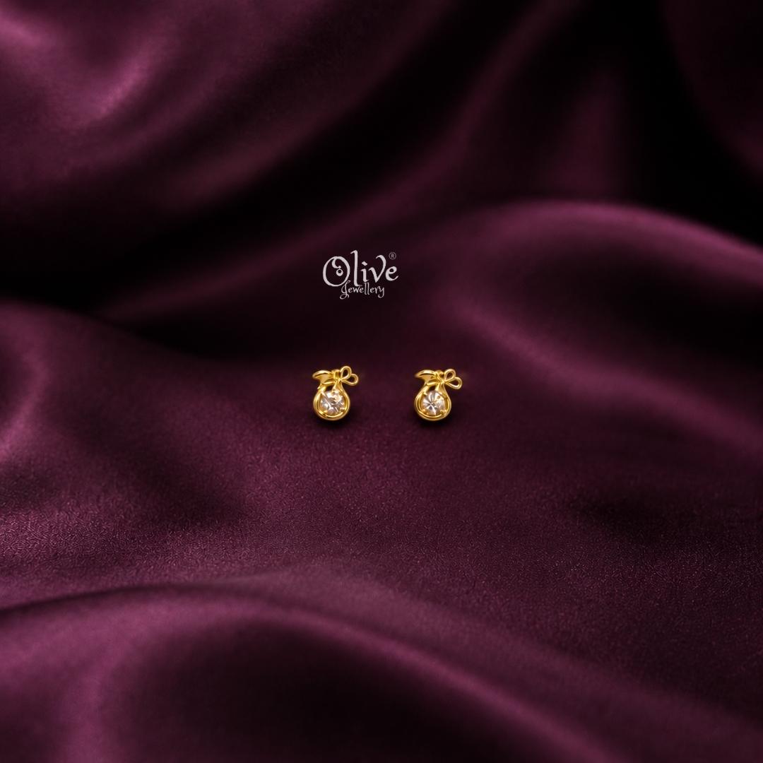 92.5 Silver Studs  -027