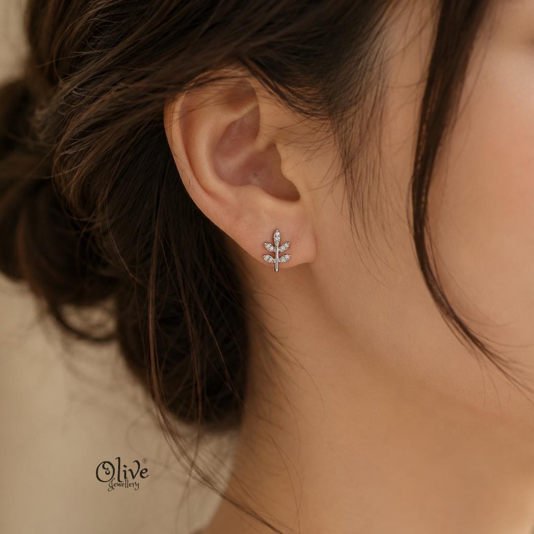92.5 Silver Leaf  Studs