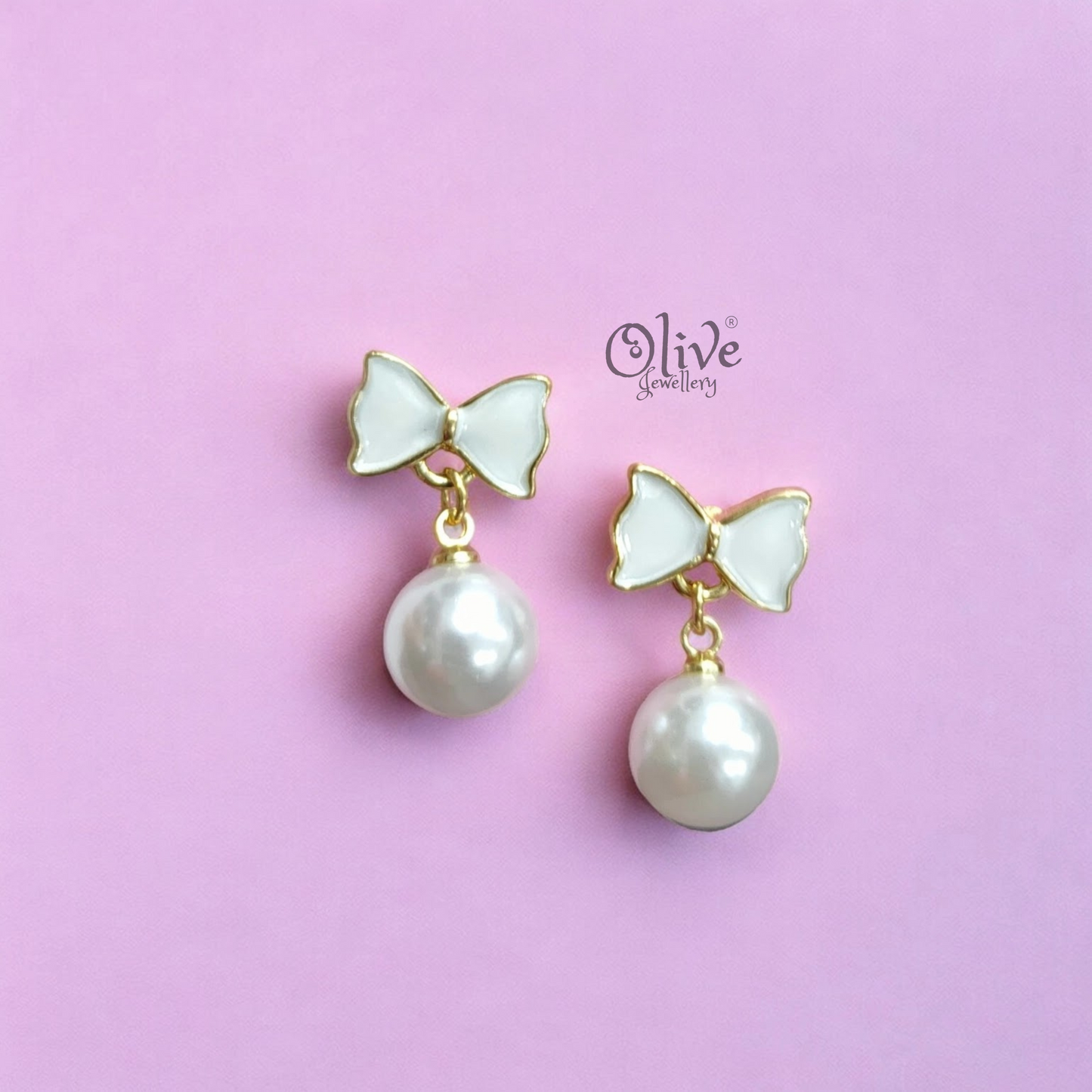 The Enamel Pearl Bows