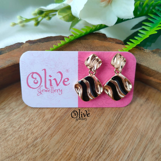 99 Collection Earrings -504