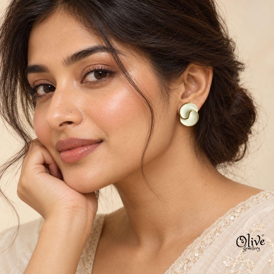 99 Collection Earrings -649