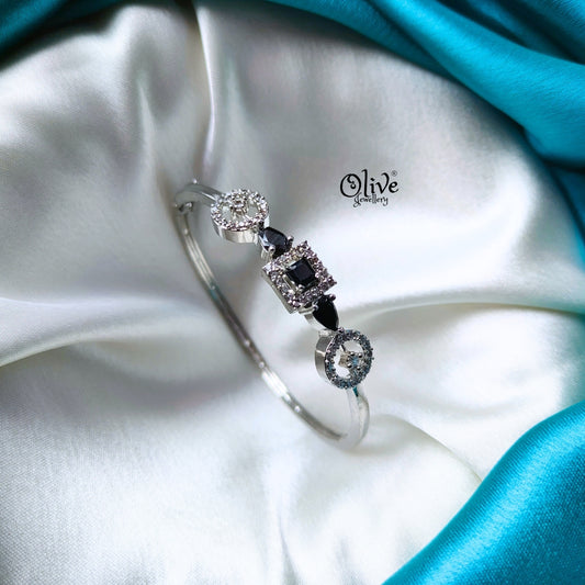 Openable AD Kadas-024