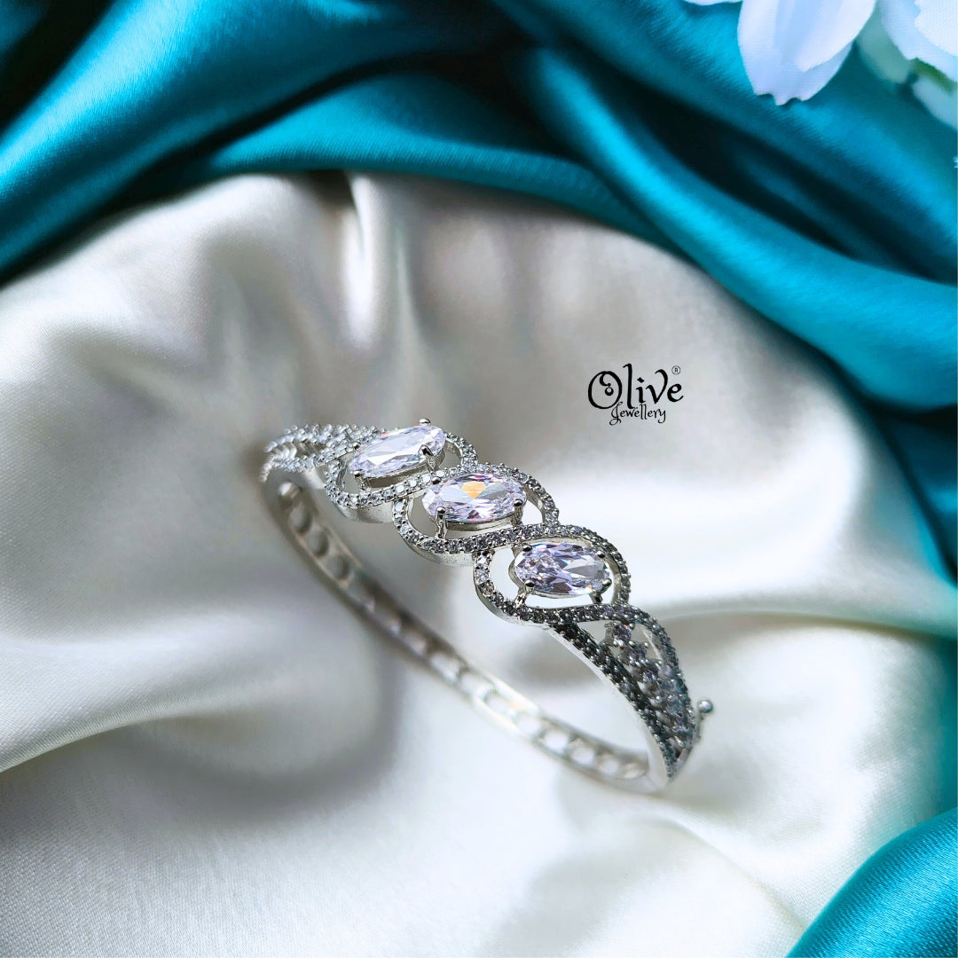 Openable AD Kadas-026