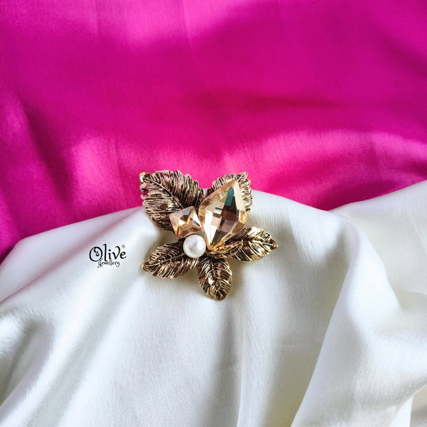 Brooch Collection -212