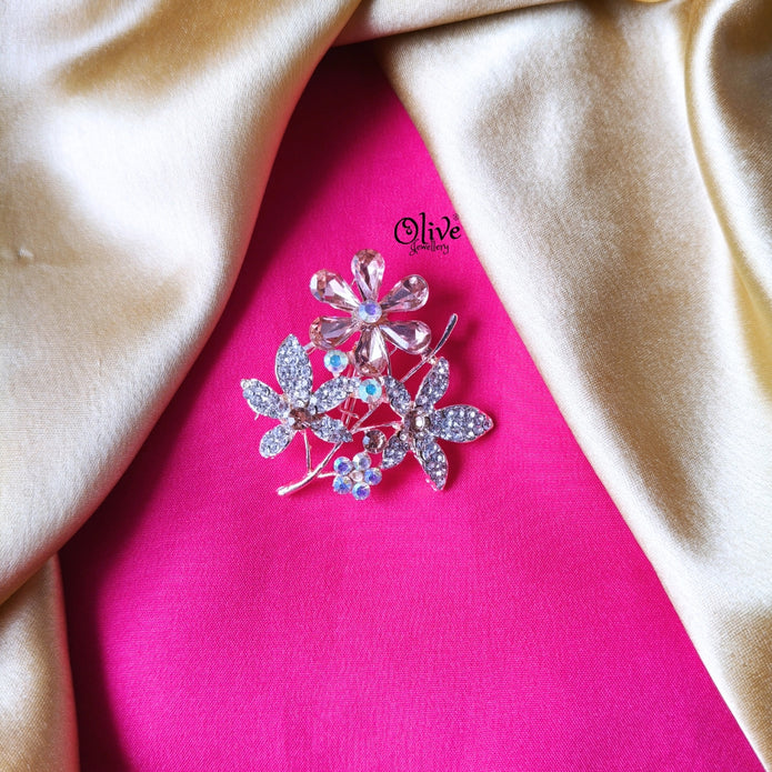 Brooch Collection  -225- 3Flowers