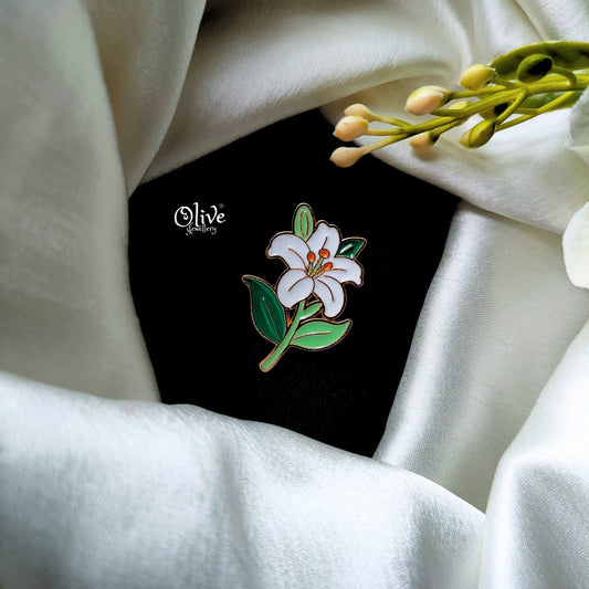 The White Rose Brooch