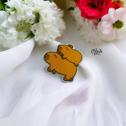 The Capiberra Brooch