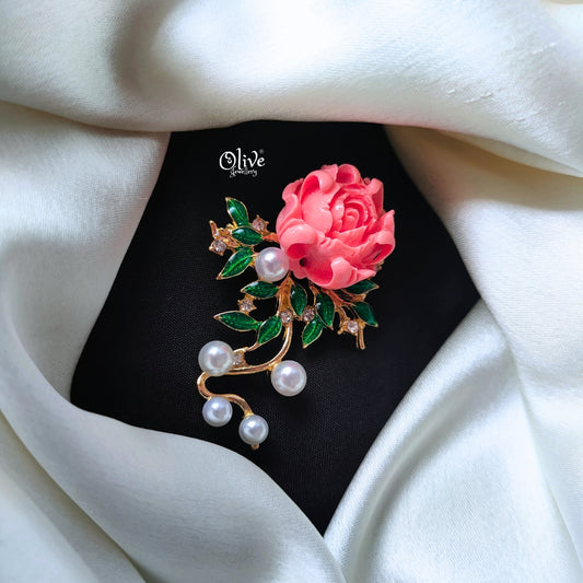 The pink Rose Brooch