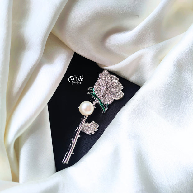 A Metal Rose Brooch