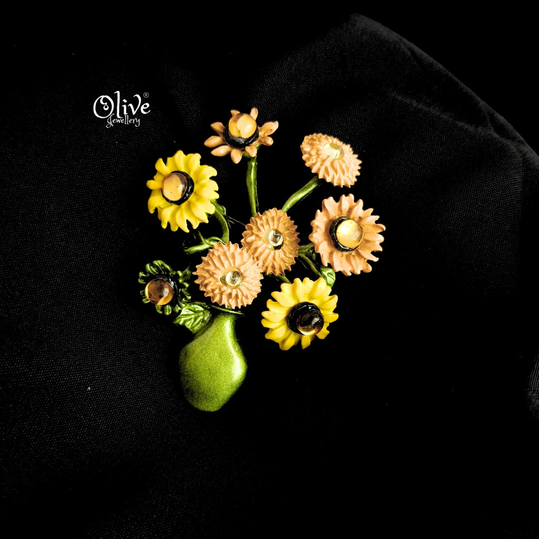 Retro Sunflower Brooch