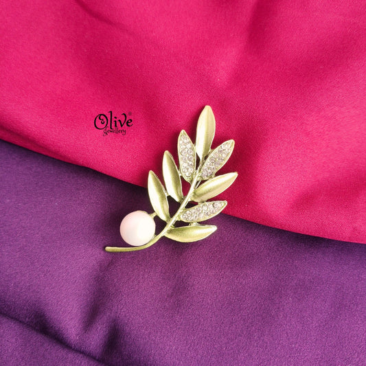 Green Leaf brooch