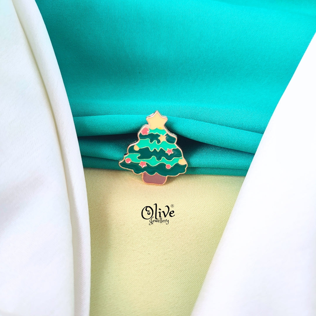 Brooch Collection -437