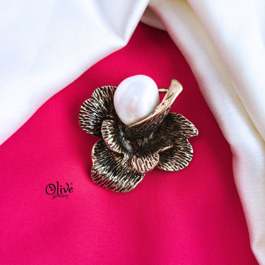 Antique Flower Brooch  & Pendant