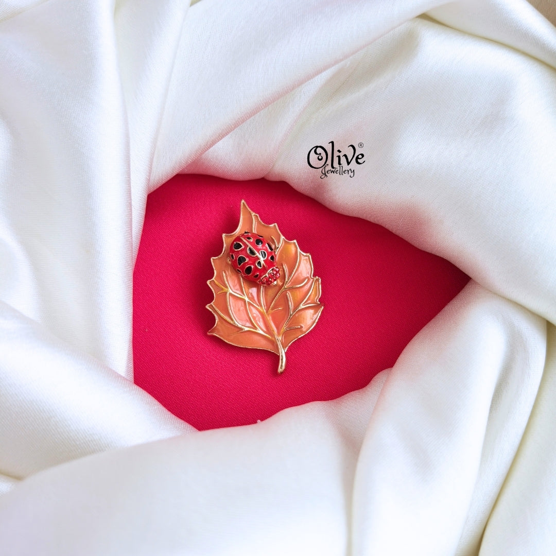 Leaf Brooch & Pendant